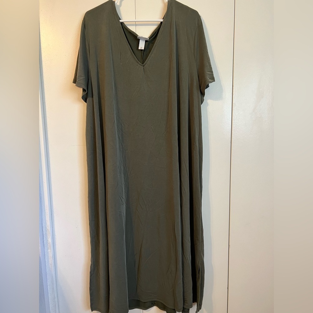 Ava & Viv Long Green V-Neck Dress
